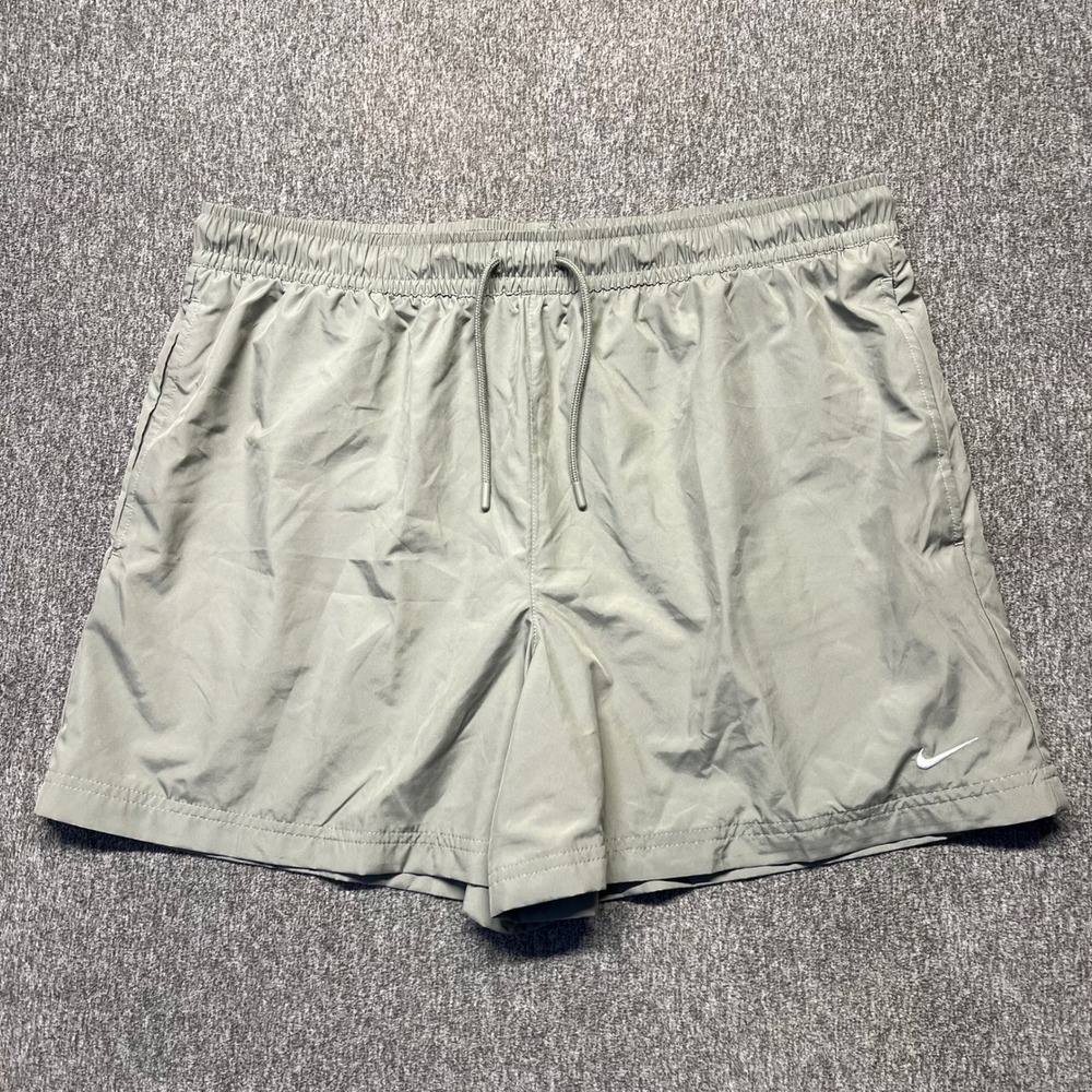 Nike Mens Woven Flow Shorts Sage Green FV7557-320 Size Large L 5 Inch Inseam